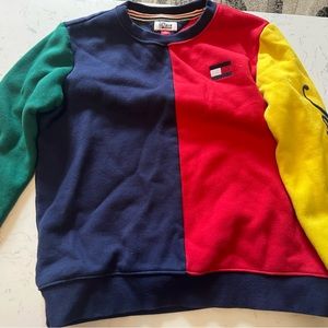 Tommy Hilfiger color block crew neck